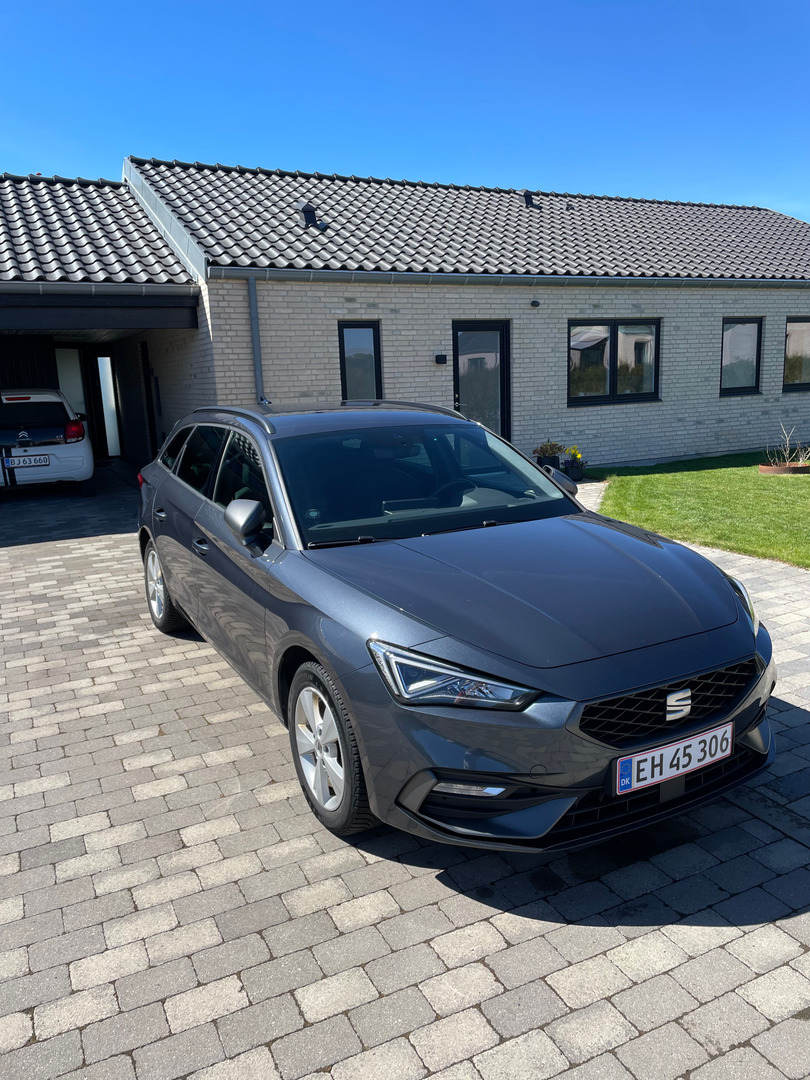 Grå Seat Leon fra 2020