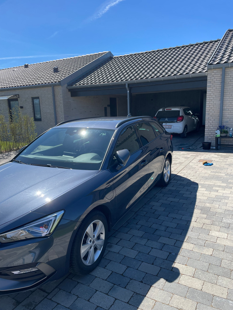 Grå Seat Leon fra 2020