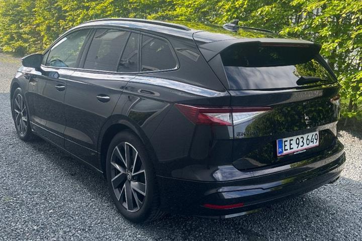 Sort Skoda Enyaq fra 2022