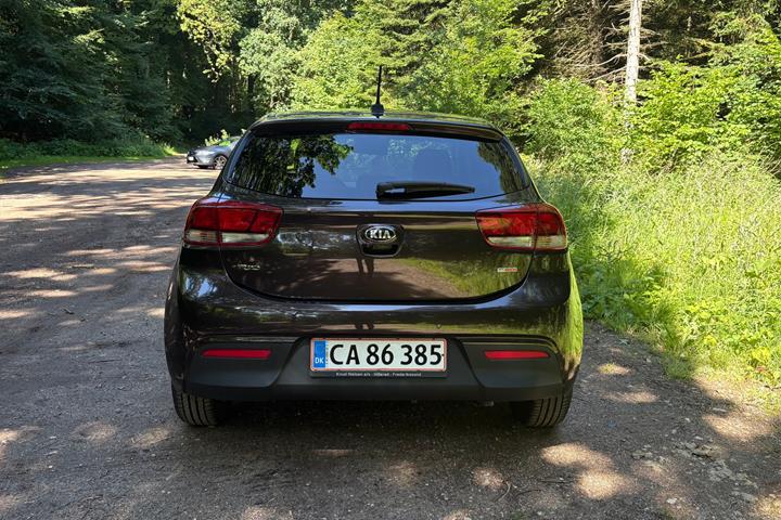 Brun Kia Rio fra 2018