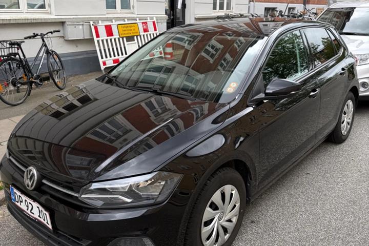 Sort VW Polo fra 2019