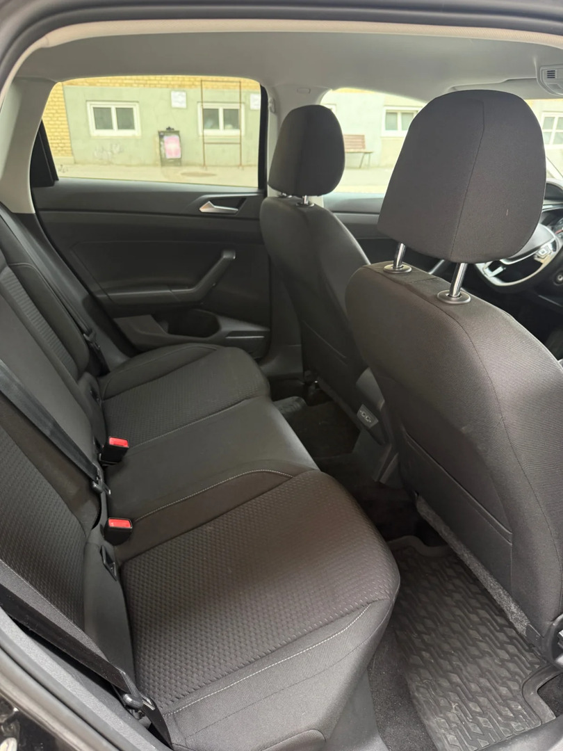 Sort VW Polo fra 2019