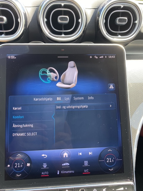 Sort Mercedes C300 e fra 2023
