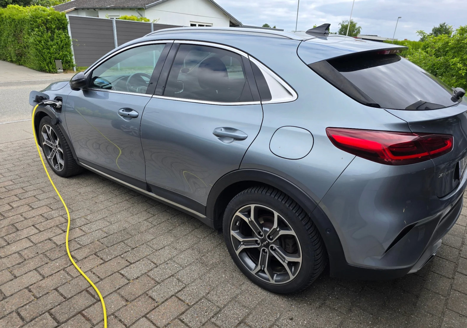 Grå Kia XCeed fra 2021