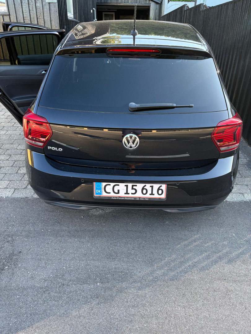 Sort VW Polo fra 2019