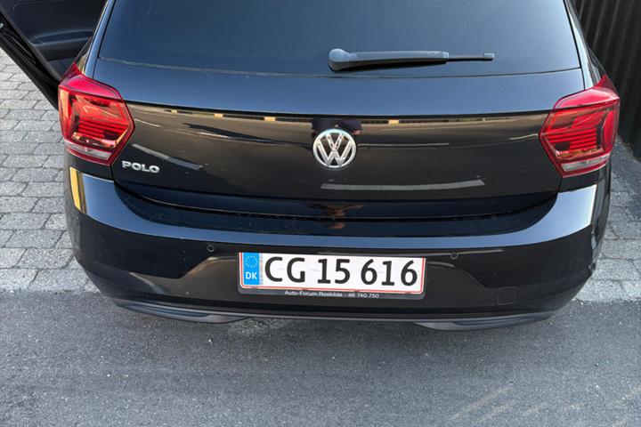 Sort VW Polo fra 2019