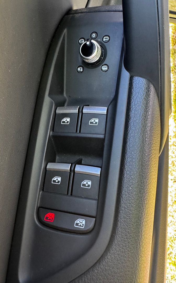 Grå Audi Q5 fra 2021
