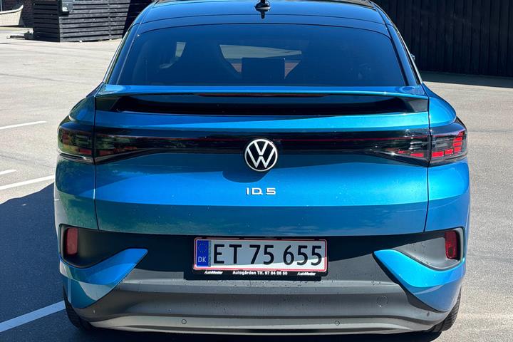 Blå VW ID.5 fra 2024