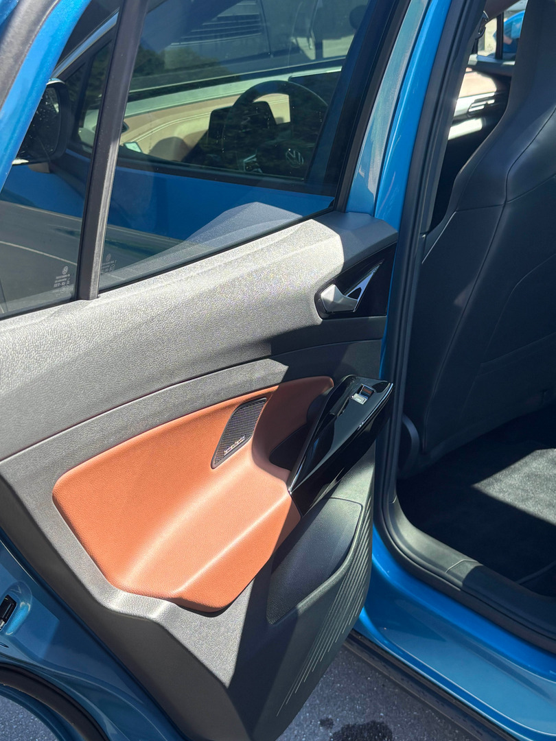 Blå VW ID.5 fra 2024