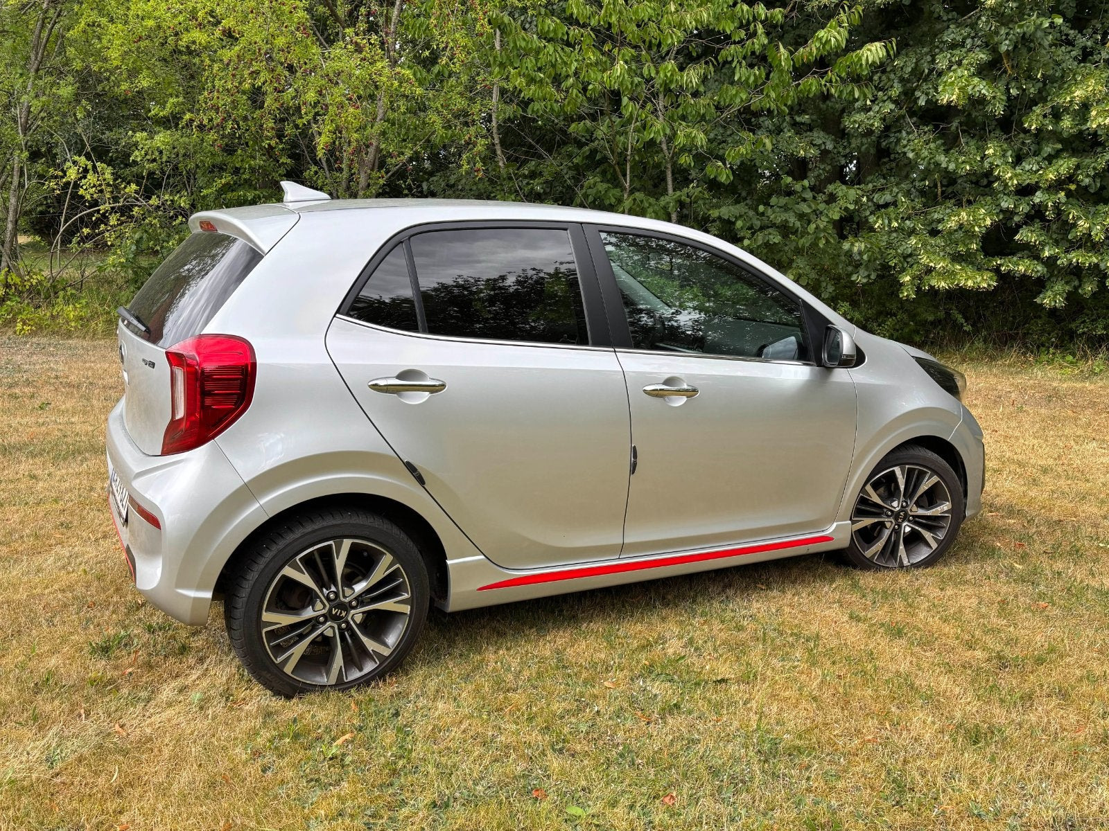 Sølv Kia Picanto fra 2020