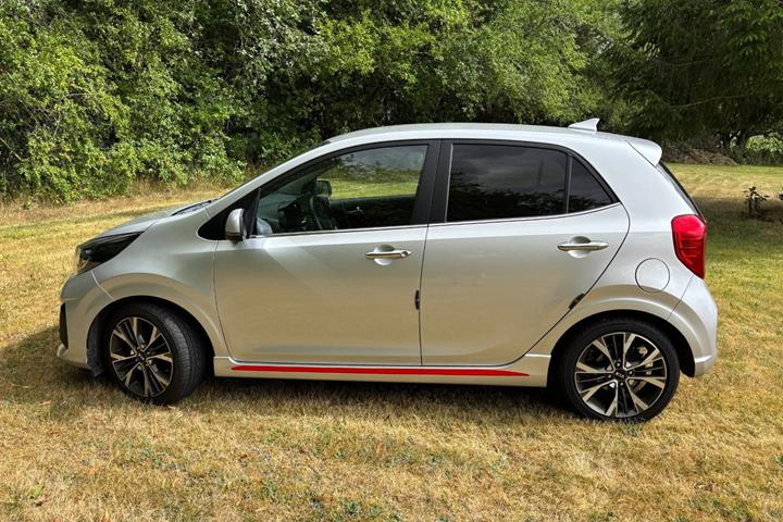 Sølv Kia Picanto fra 2020