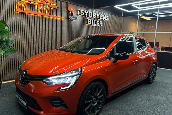 Orange Renault Clio V fra 2021