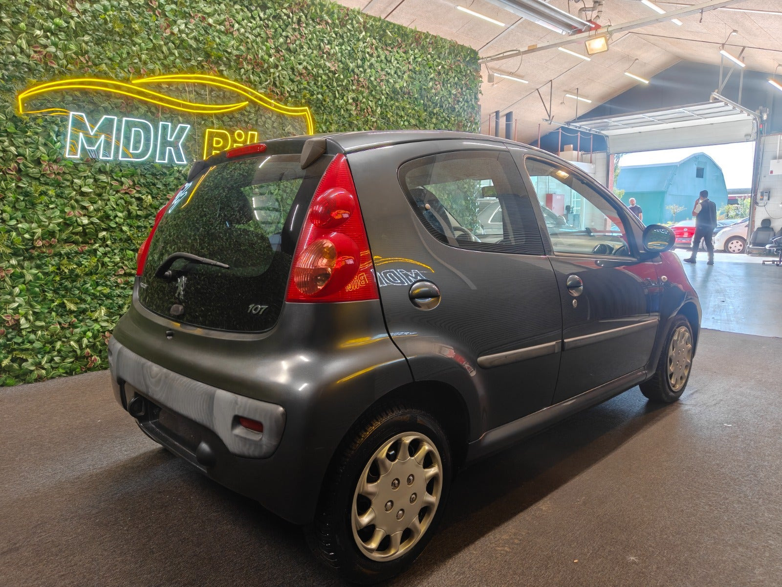 undefined Peugeot 107 fra 2012