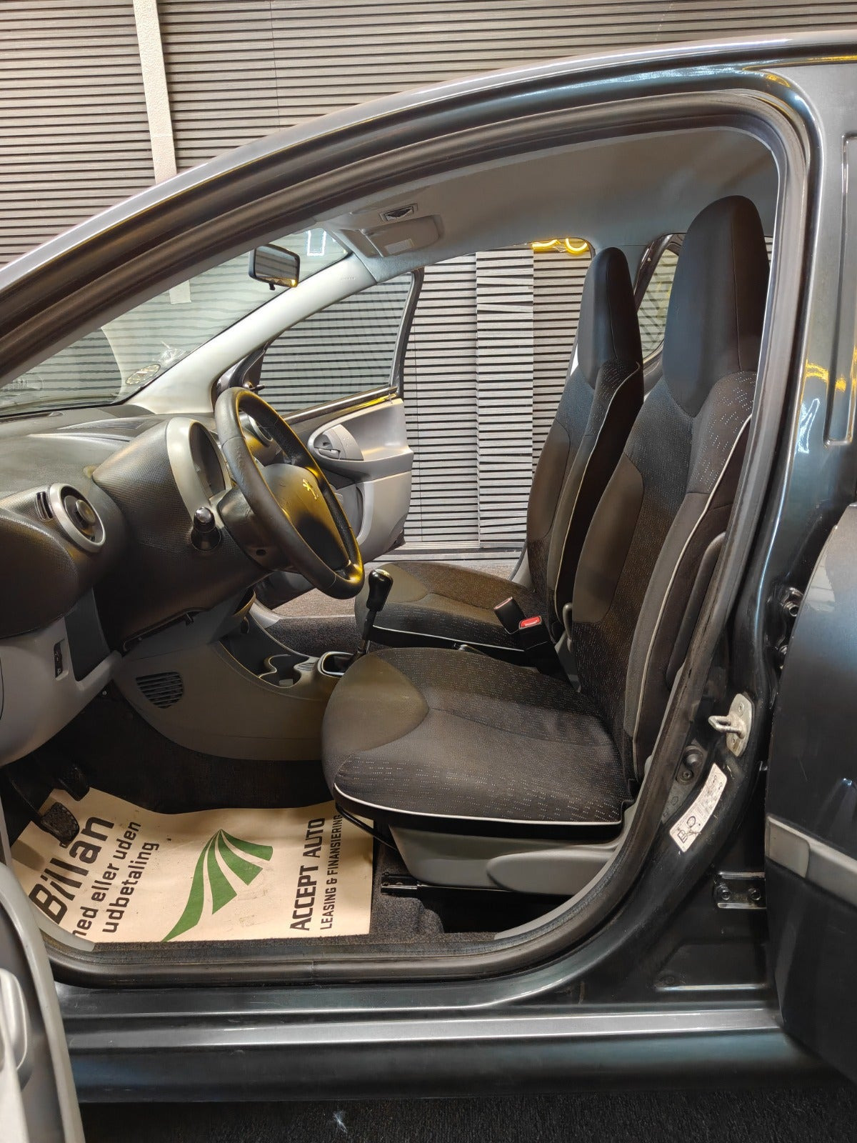 undefined Peugeot 107 fra 2012