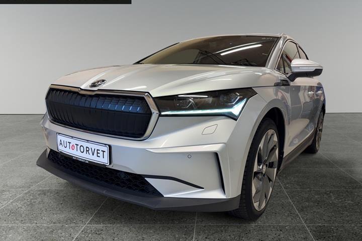 Sølv Skoda Enyaq fra 2021 set udefra