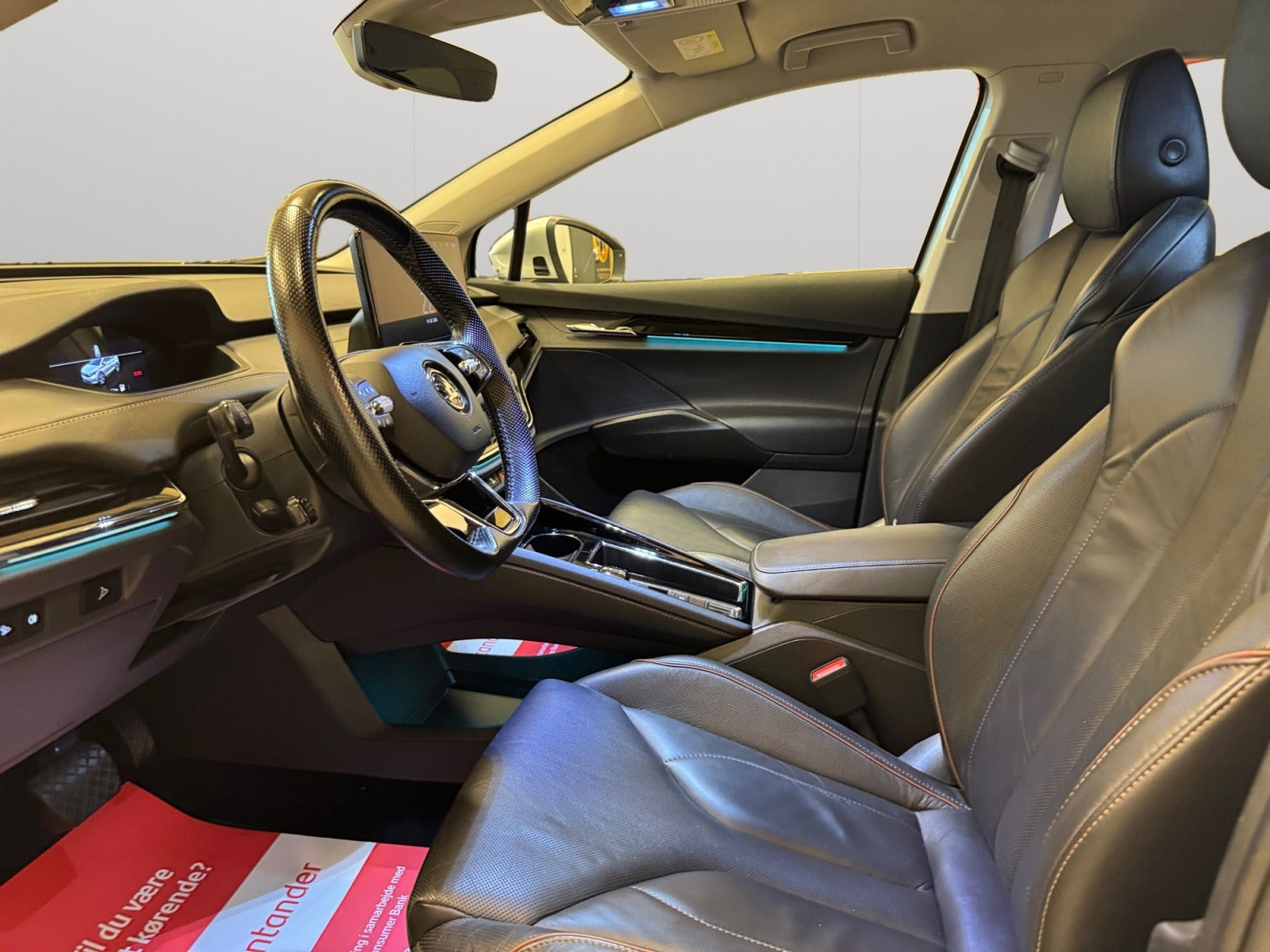 Sølv Skoda Enyaq fra 2021