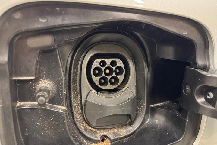 Sølv Skoda Enyaq fra 2021
