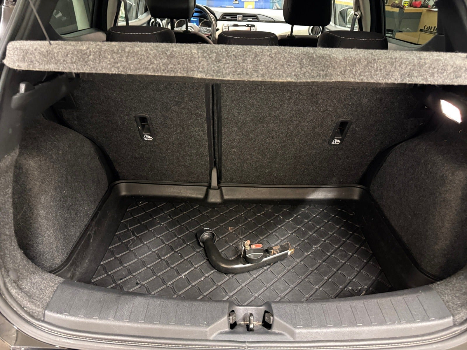Sort Nissan Micra fra 2017