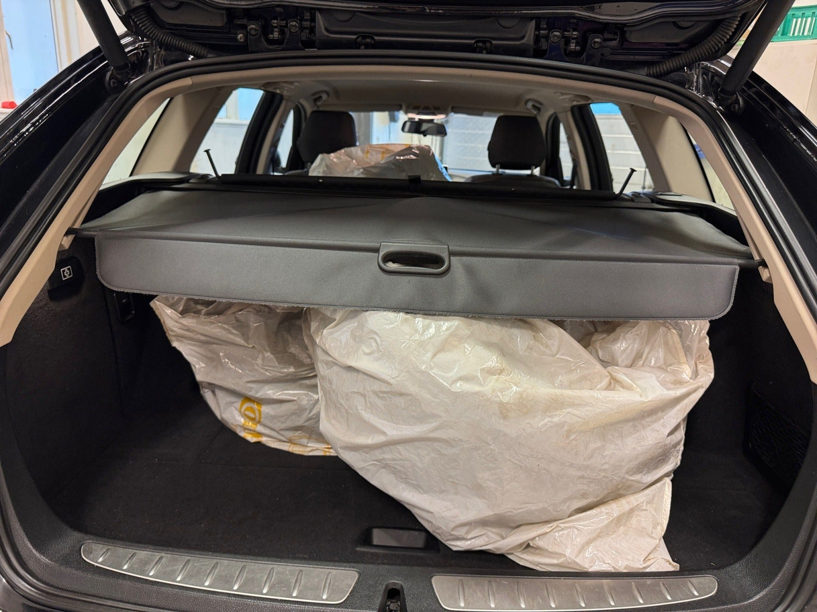 Sort BMW 316i fra 2014