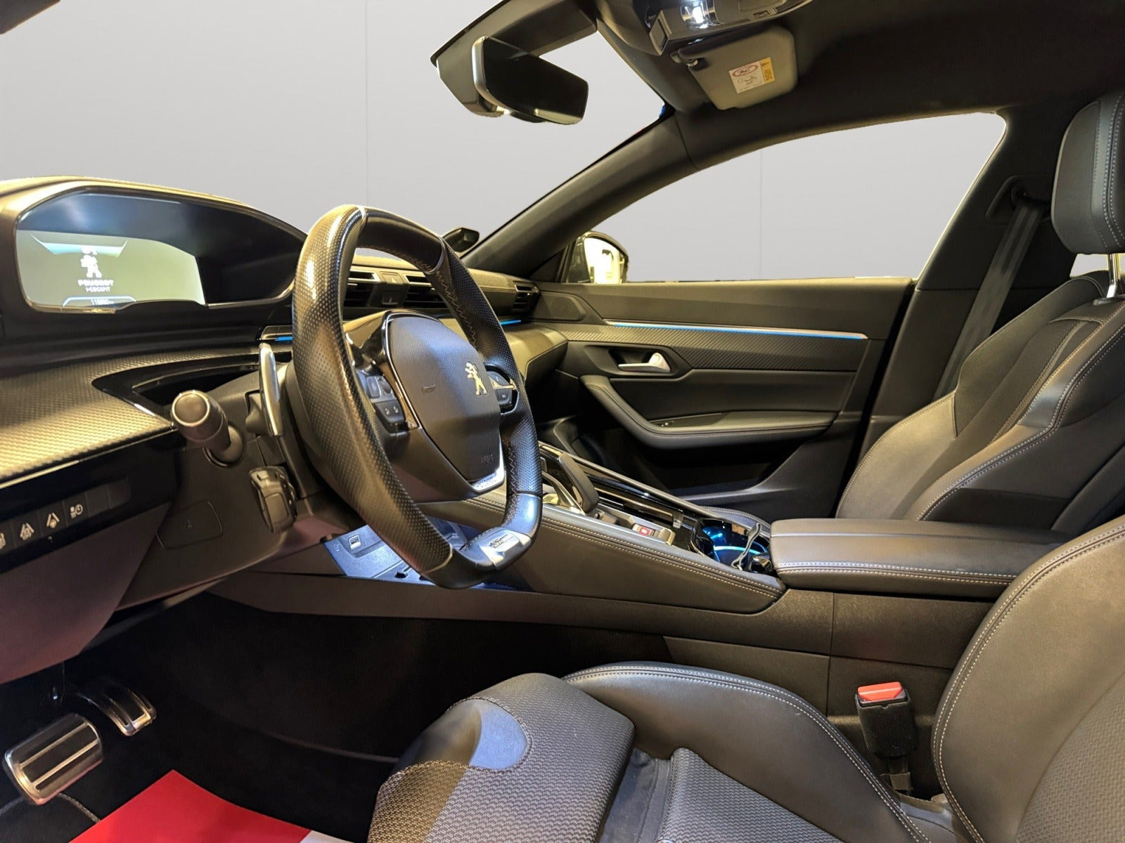 Sort Peugeot 508 fra 2020