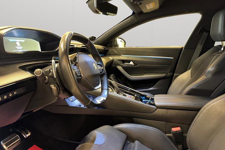 Sort Peugeot 508 fra 2020