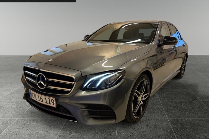 Grå Mercedes E350 d fra 2017