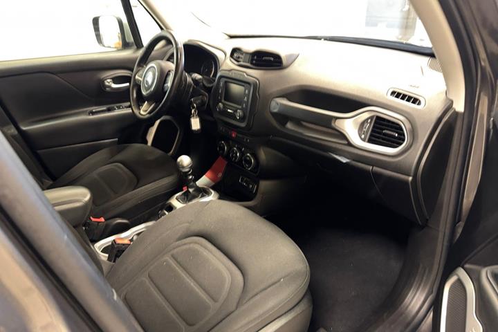 Grå Jeep Renegade fra 2017