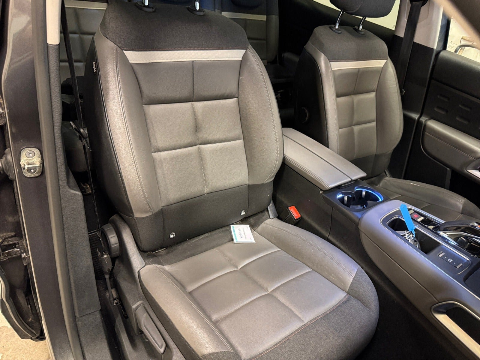 Grå Citroën C5 Aircross fra 2020