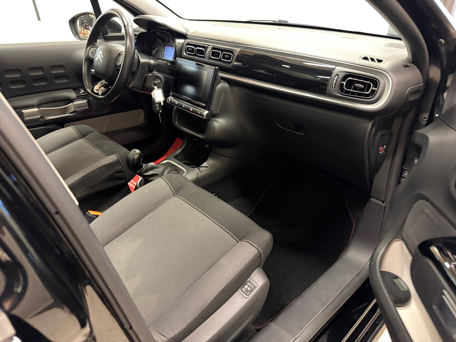 Sort Citroën C3 fra 2020