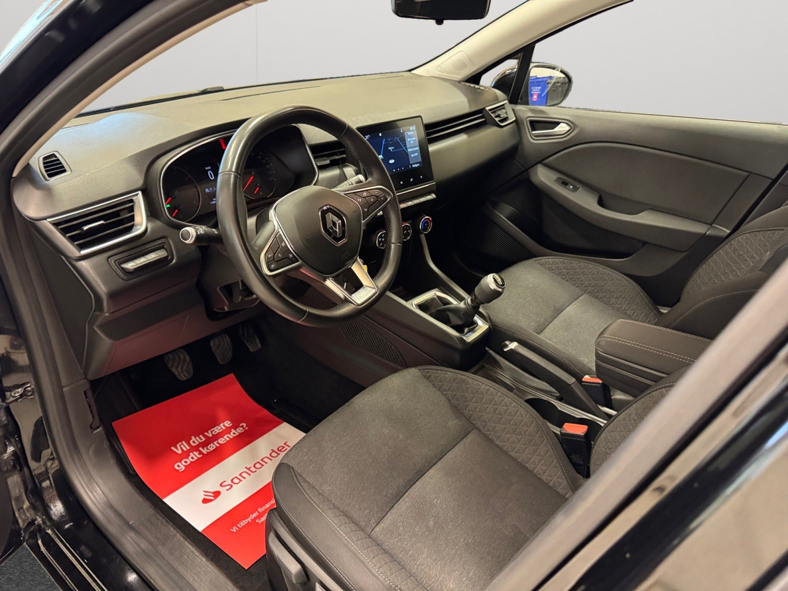 Sort Renault Clio V fra 2020