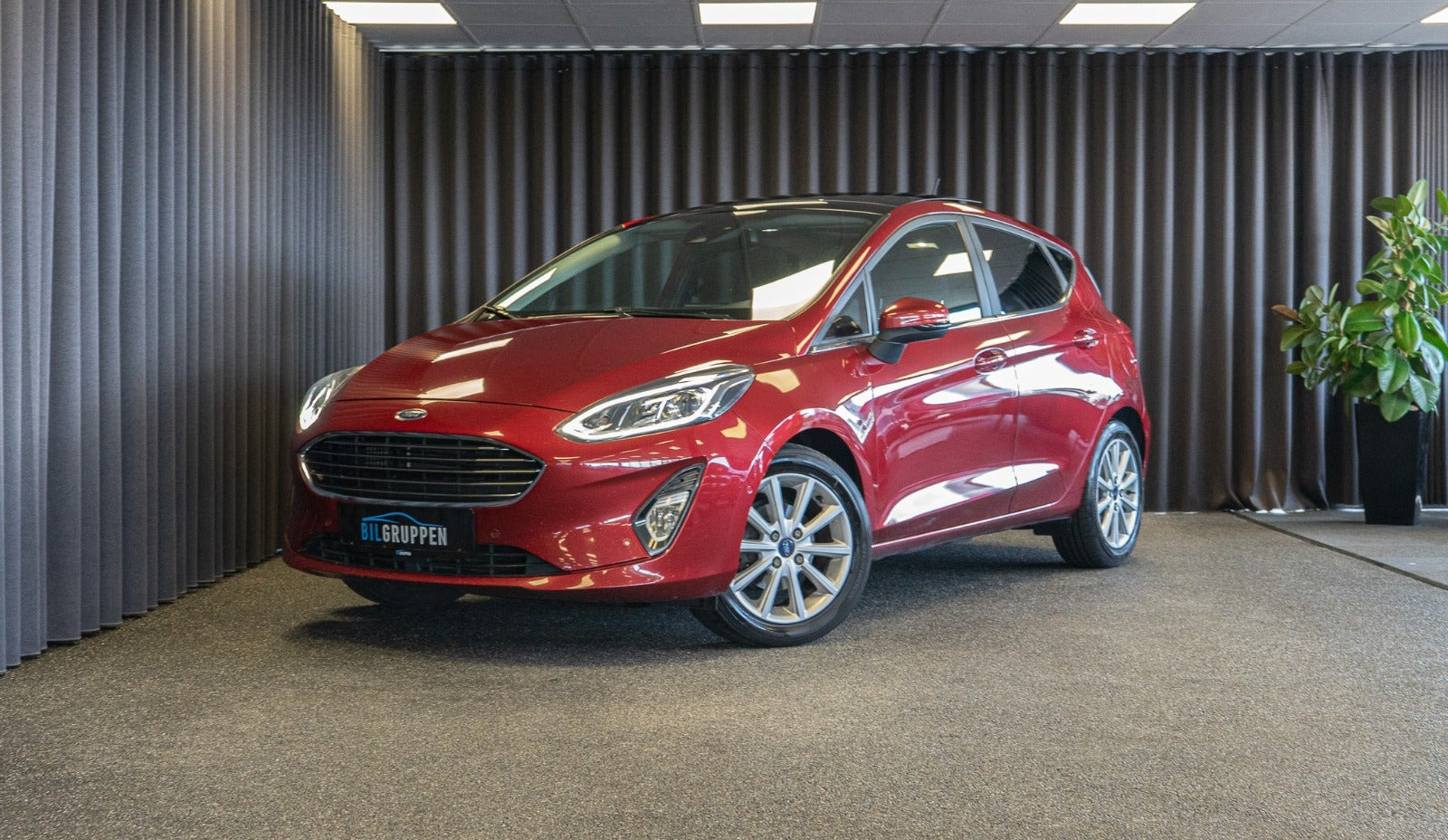Rød Ford Fiesta fra 2018
