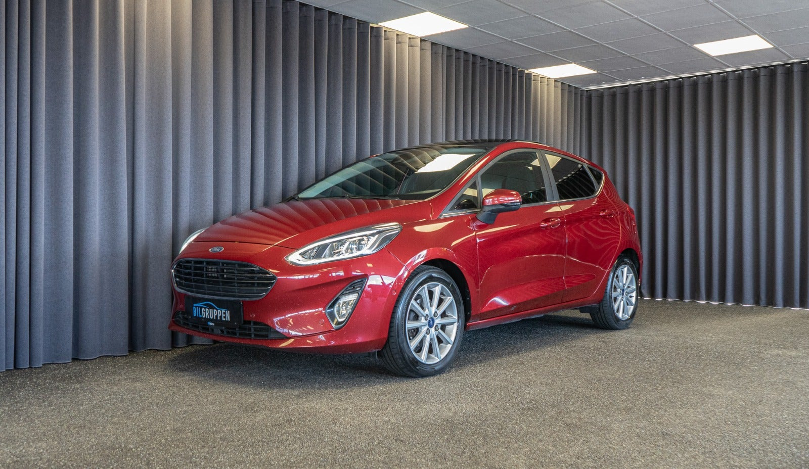 Rød Ford Fiesta fra 2018