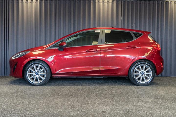 Rød Ford Fiesta fra 2018