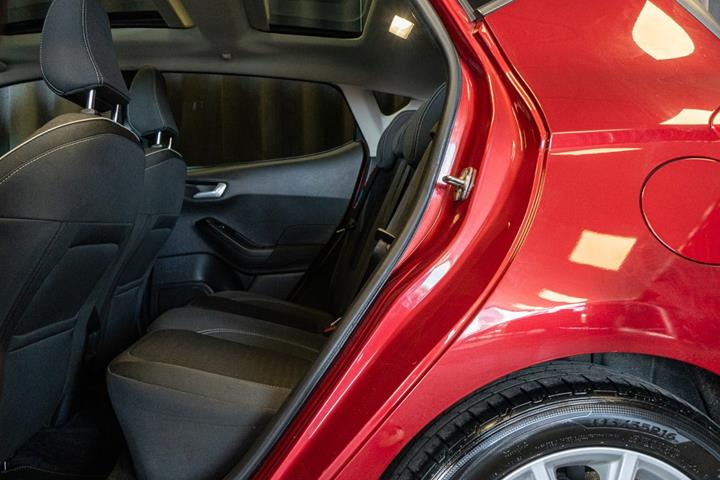 Rød Ford Fiesta fra 2018