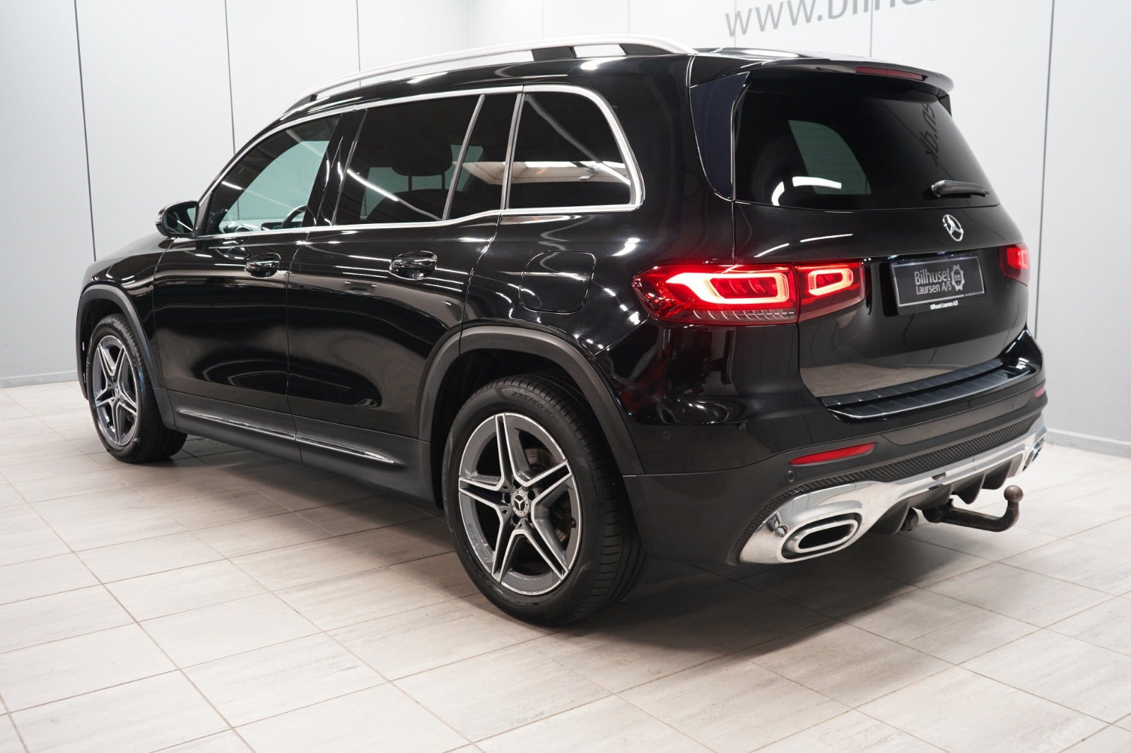 Sort Mercedes GLB200 d fra 2020