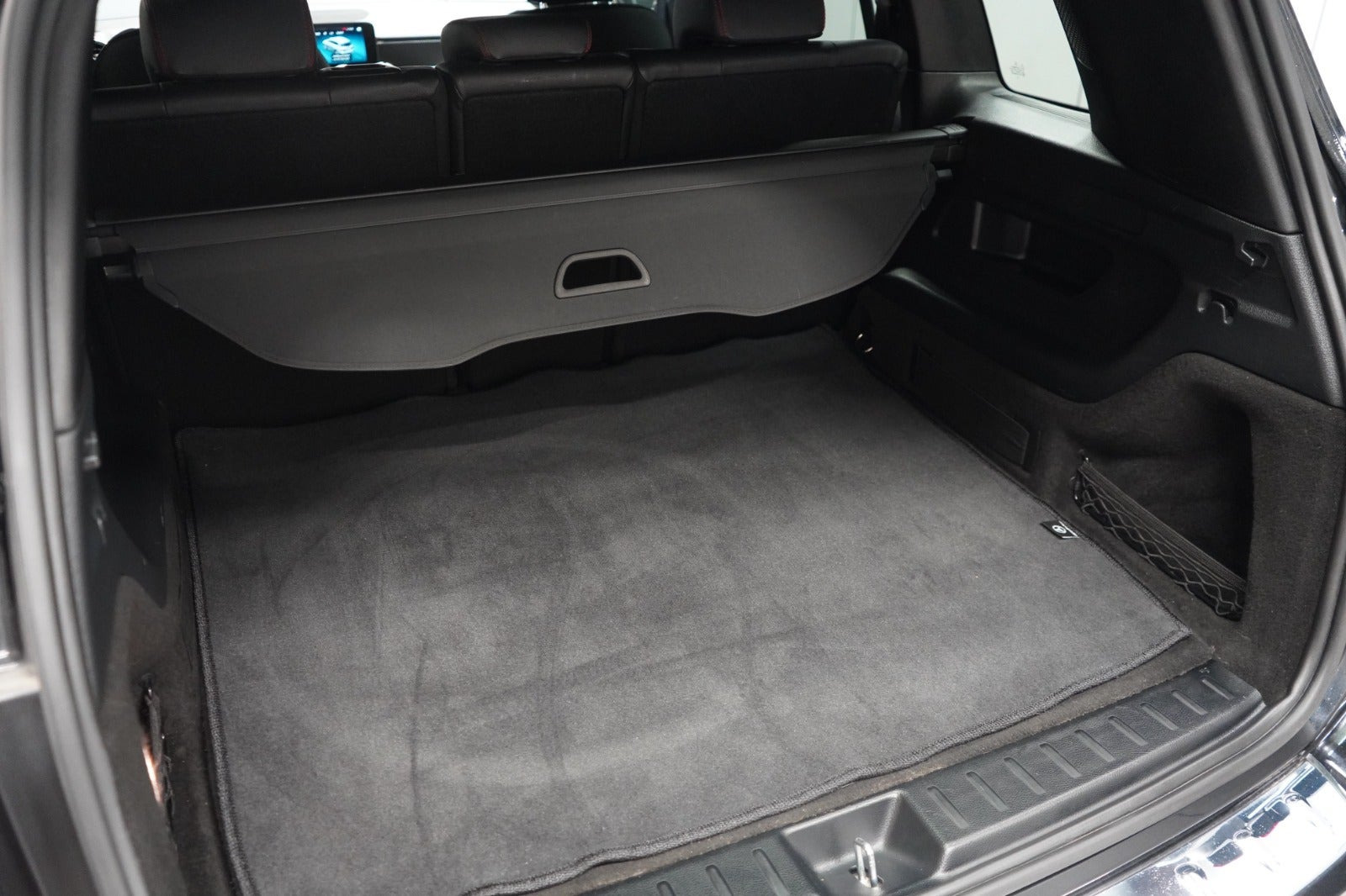 Sort Mercedes GLB200 d fra 2020