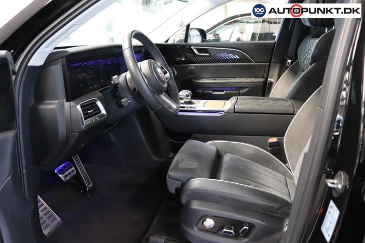 Sort Hongqi E-HS9 fra 2024