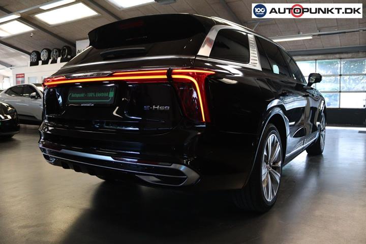 Sort Hongqi E-HS9 fra 2024