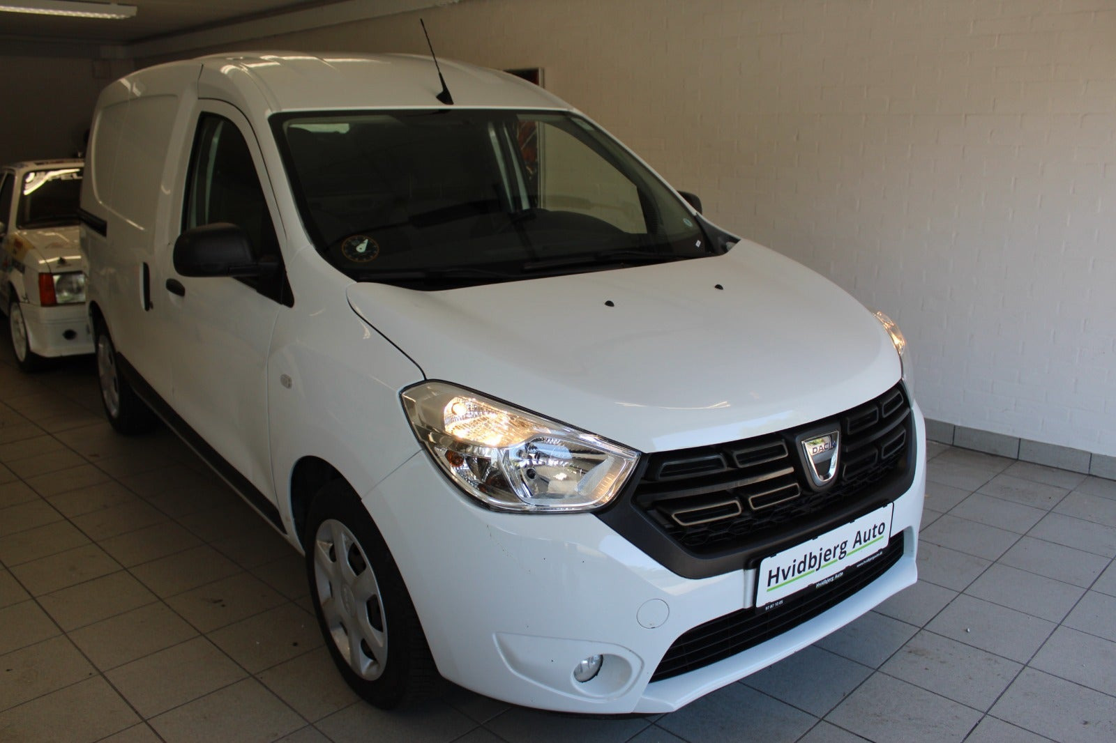 Hvid Dacia Dokker fra 2019