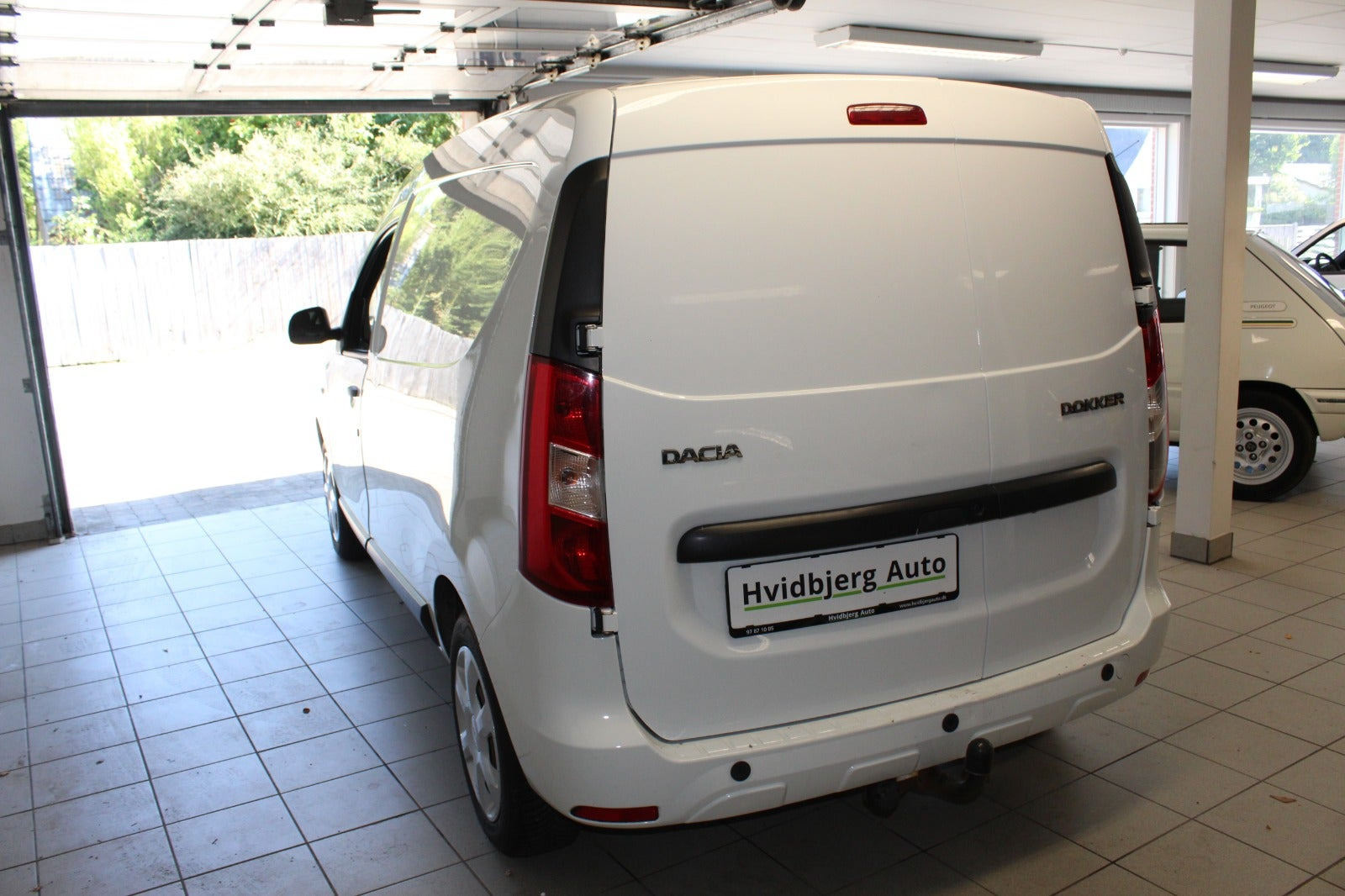 Hvid Dacia Dokker fra 2019