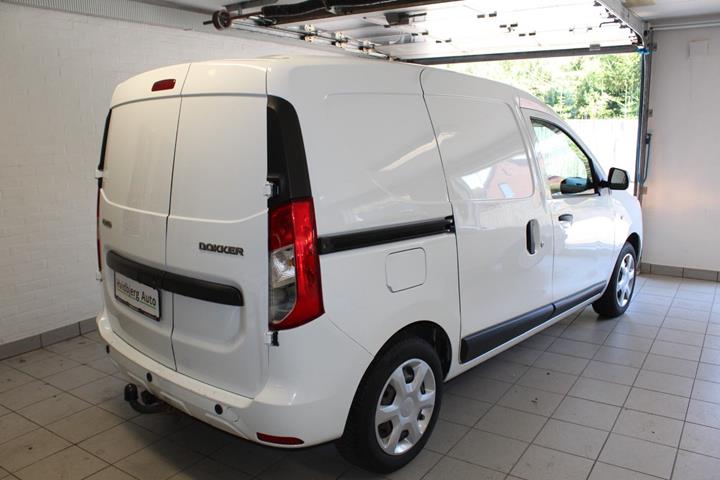 Hvid Dacia Dokker fra 2019