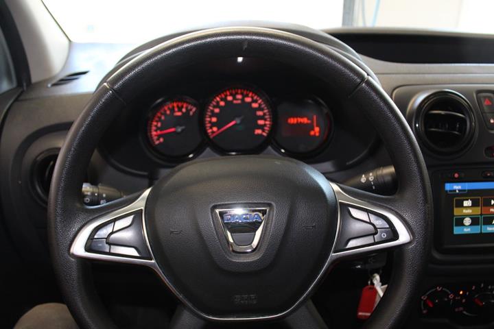 Hvid Dacia Dokker fra 2019