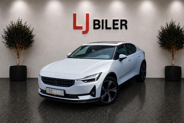 Hvid Polestar 2 fra 2023 set udefra