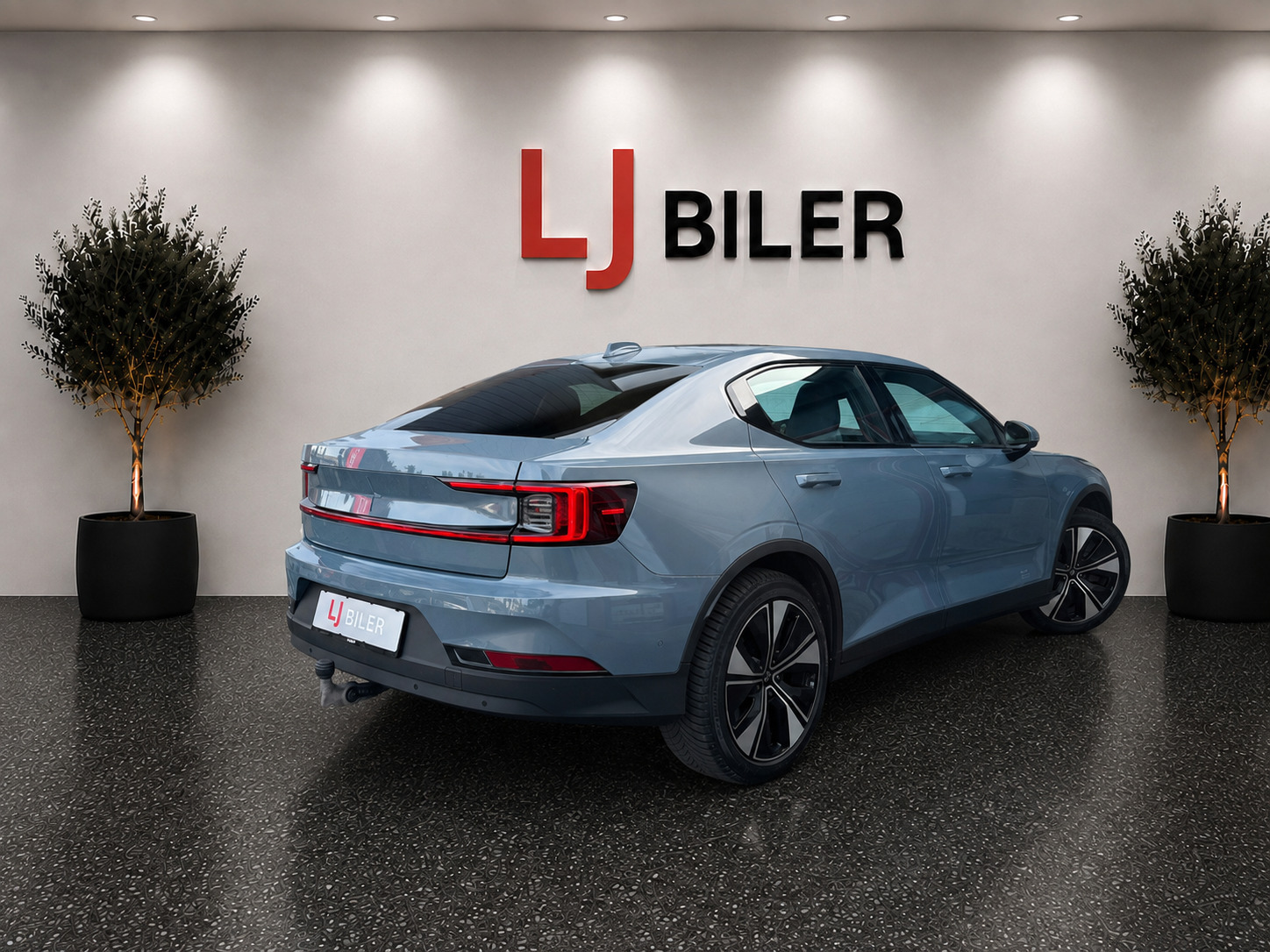 Grå Polestar 2 fra 2023