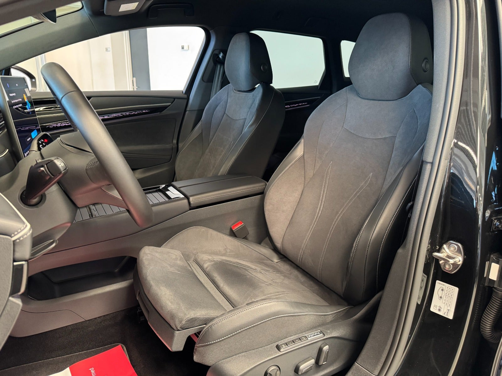 Sort VW ID.7 fra 2025