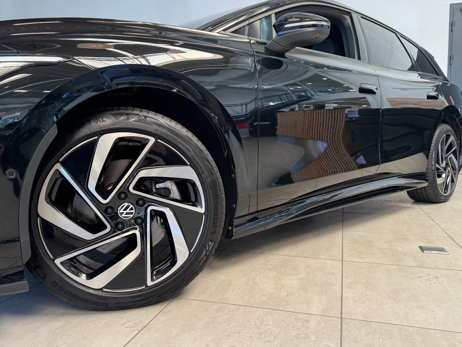 Sort VW ID.7 fra 2025