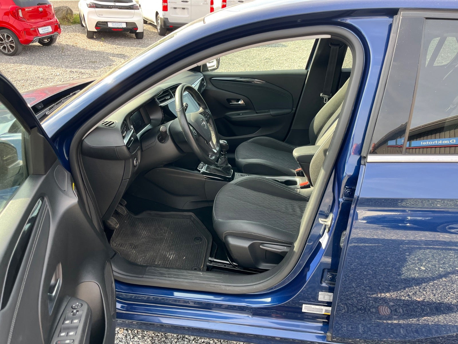 Blå Opel Corsa fra 2020