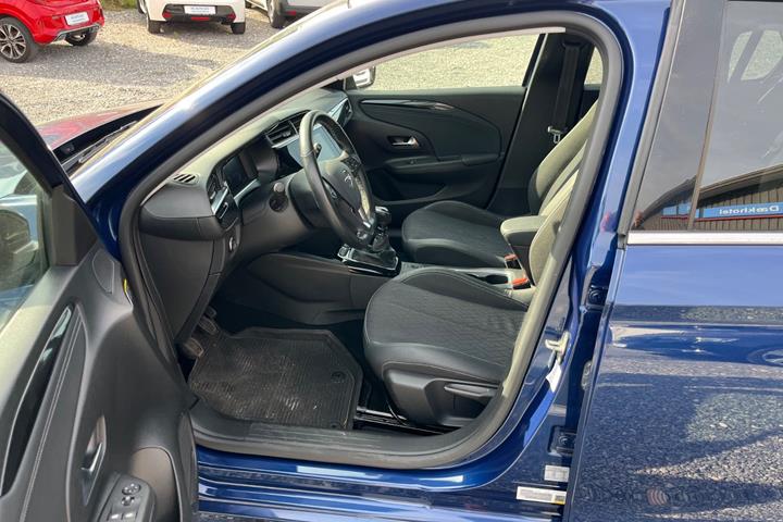 Blå Opel Corsa fra 2020