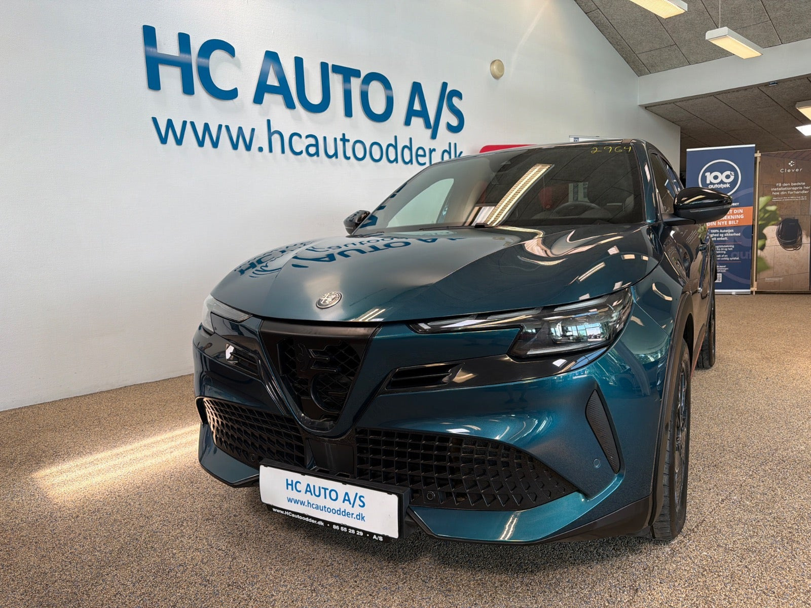 Blå Alfa Romeo Junior fra 2025