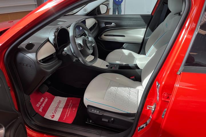 Orange Fiat 600e fra 2024